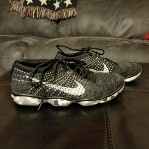 Nike Flynit Zoom Agility